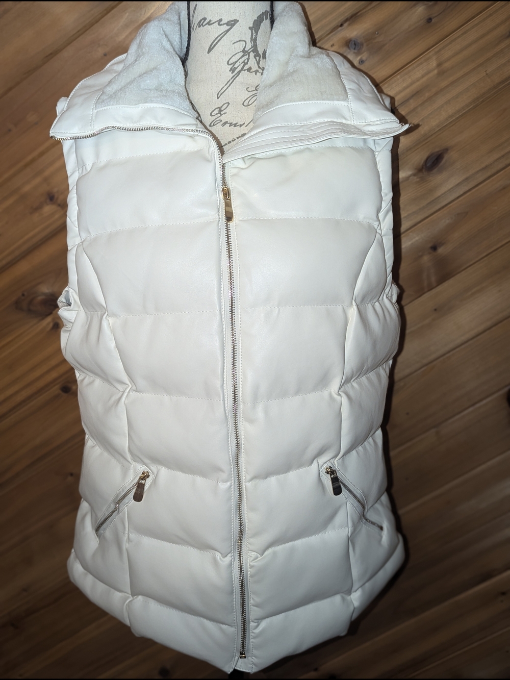 Cavalini White Quilted Puffer Vest Faux Leather Fleece Lined Trim